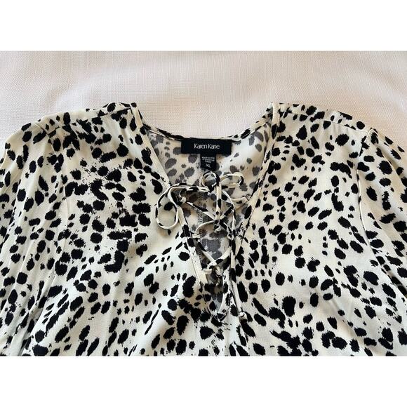 Karen Kane Women’s Long Sleeve Lace Up Cheetah Print Blouse Black Ivory XL - Picture 2 of 10